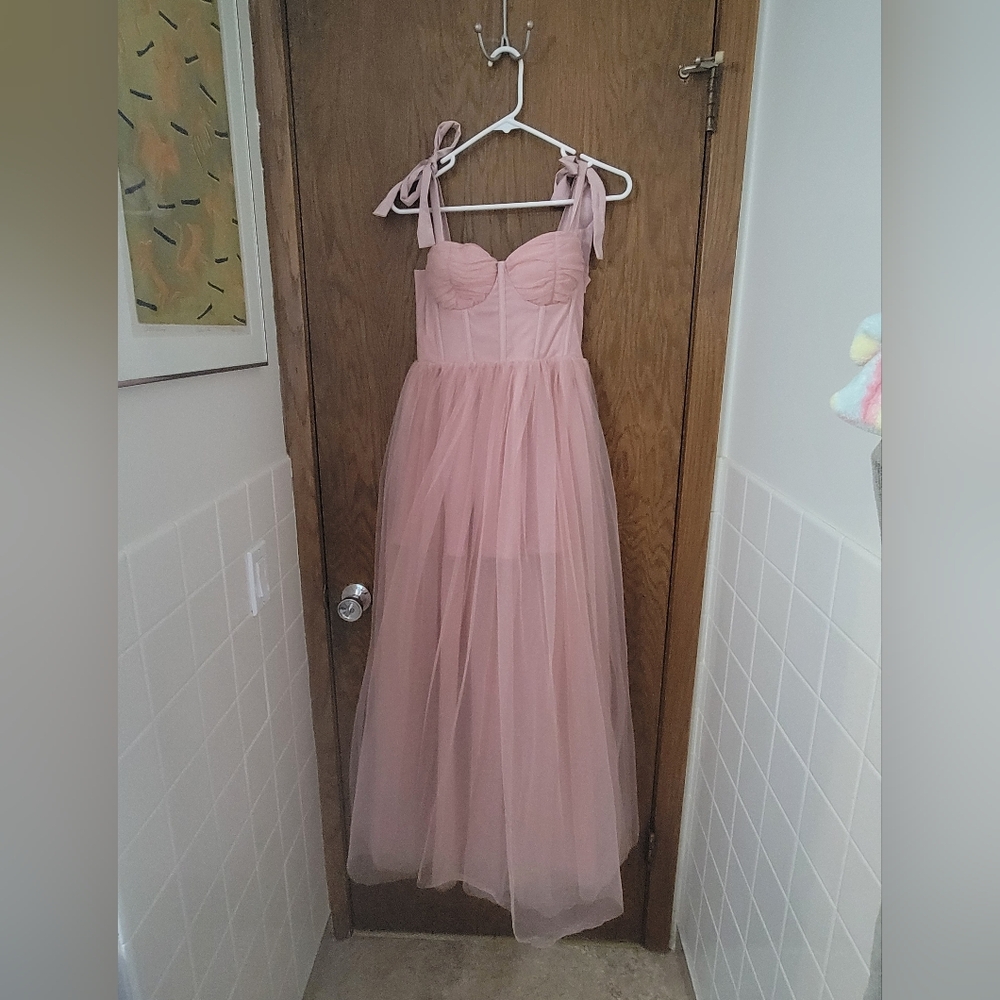 Bustier Bodice Tulle Dress 》Maxi 》 Bridesmaid 》 Size 4 》 ShowPo